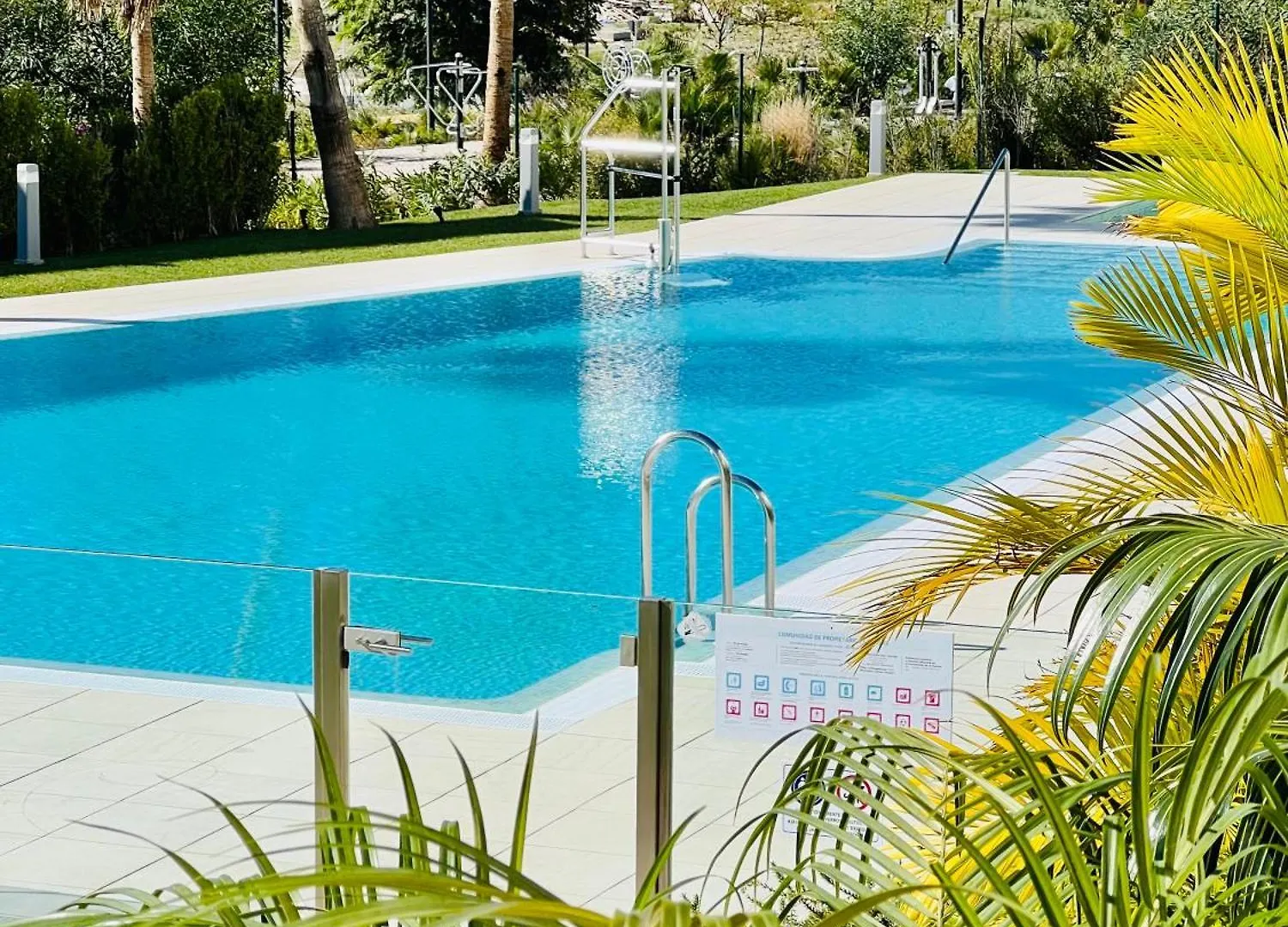 Apartment Penthouse Moderne Vue Mer Ideal Pour Sejour En Famille Las Olas Estepona